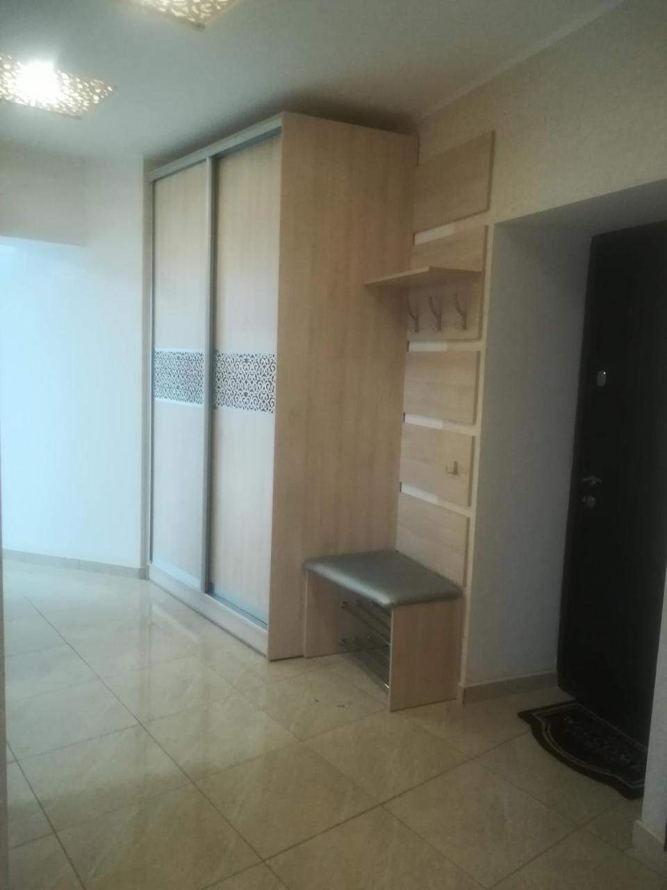 Zlata De Luxe Apartment Ivano Frankivsk Bagian luar foto